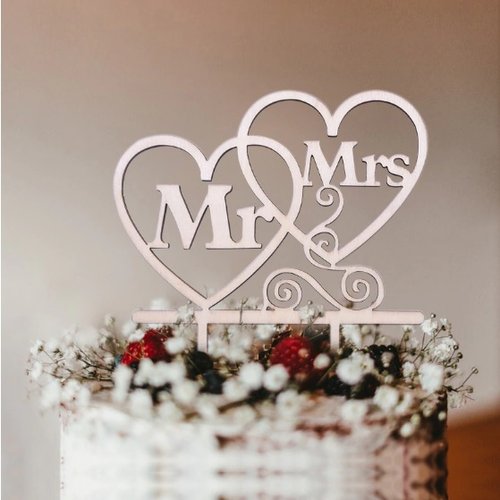 T-0150-Taart Decoratie - Bruiloft - Taarttopper - Mr & Mrs - Hout - Harten